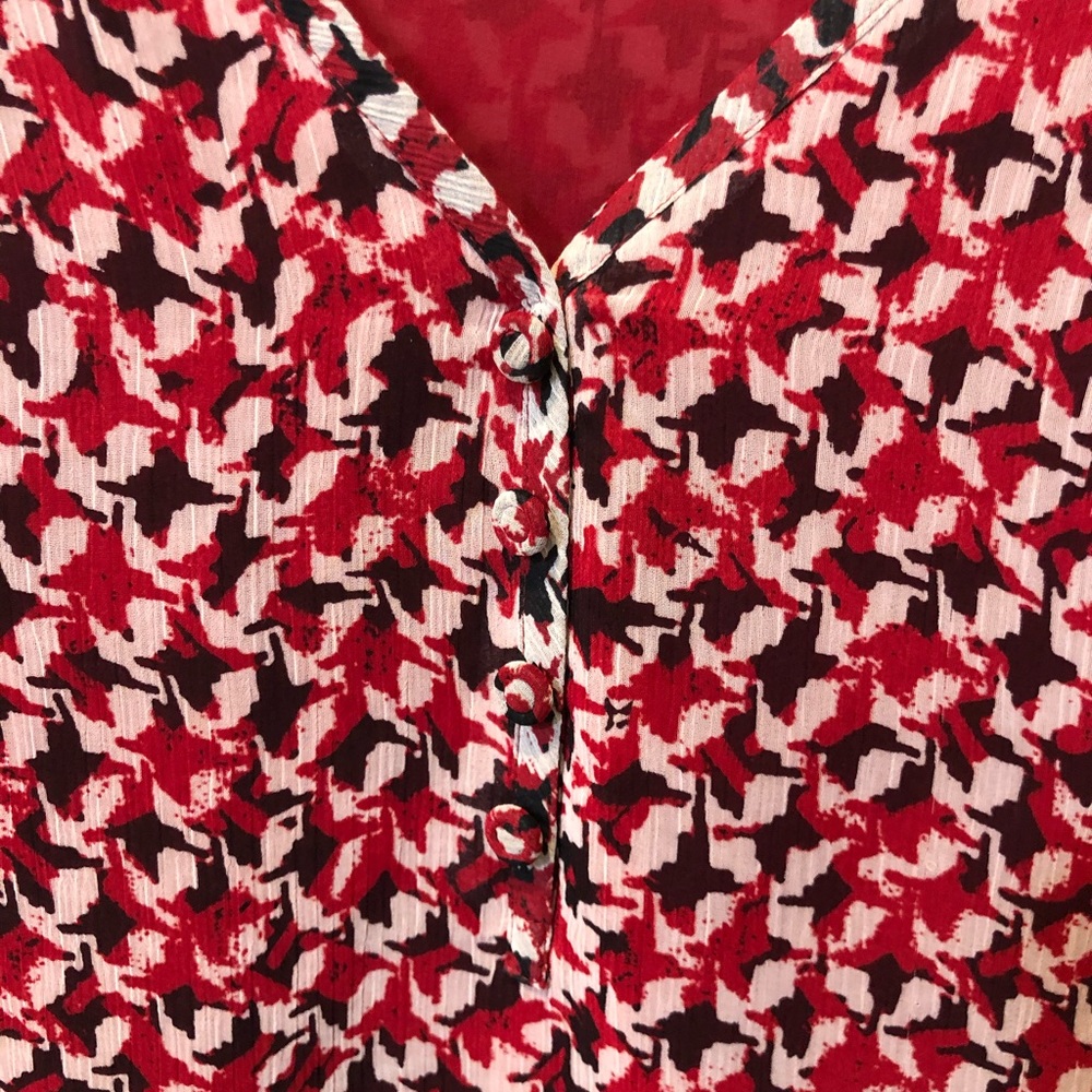Ann Taylor Loft Blouse red black and cream